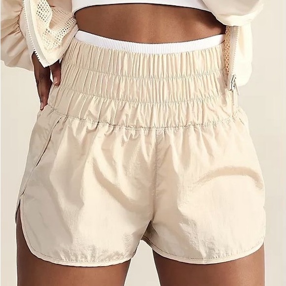 Free People Movement Women’s The Way Home Shorts Bright Cream Size Large - Picture 1 of 6